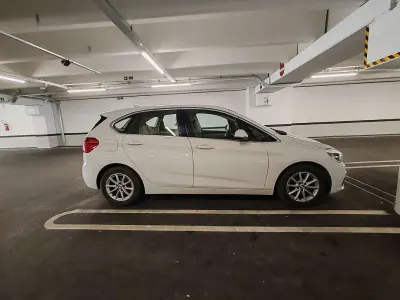 Usata BMW 218 Active Tourer Advantage 150 CV (110 kW) 2015 Bianco Monovolume