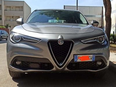 Usata Alfa Romeo Stelvio Executive 180 CV (132 kW) 2017 Grigio SUV