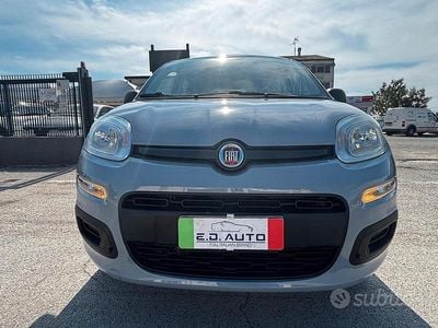 Usata Fiat Panda Lounge 70 CV (51 kW) 2018 Grigio Utilitaria