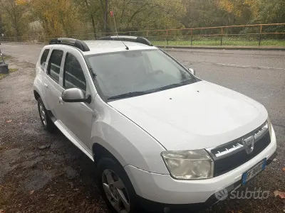 Usata Dacia Duster 105 CV (77 kW) 2010 Bianco SUV