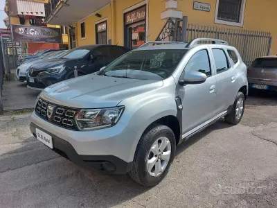 Usata Dacia Duster Comfort 101 CV (74 kW) 2021 Grigio SUV