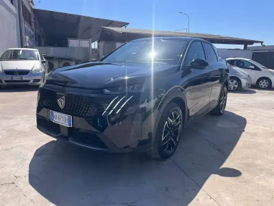 Usata Peugeot 3008 Allure 136 CV (100 kW) 2025 Nero SUV