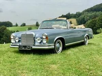 Usata Mercedes 300 SE 170 CV (125 kW) 1966 Blu Cabrio
