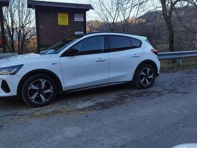 Bianco Usata 2023 Ford Focus ST-Line Berlina | 16.650 € (Ottimo prezzo)