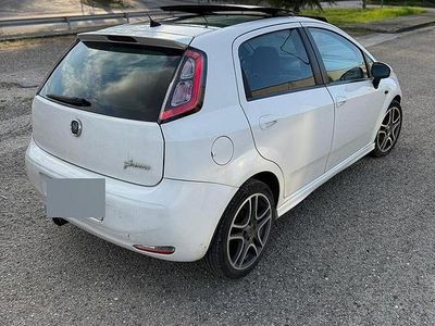 Usata Fiat Grande Punto 90 CV (66 kW) 2009 Utilitaria