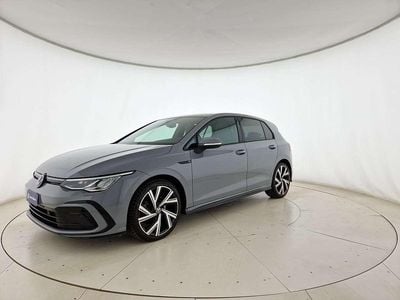 Usata VW Golf VIII R-line 150 CV (110 kW) 2024 Moonstone grey Berlina