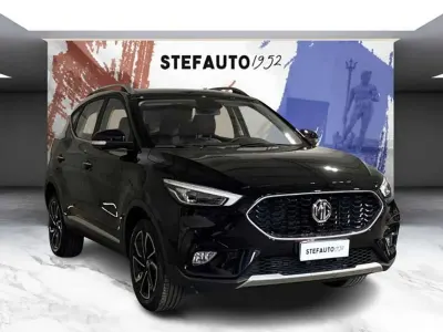 Usata MG ZS Luxury 111 CV (81 kW) 2024 Nero SUV