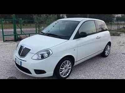 Usata Lancia Ypsilon 86 CV (63 kW) 2011 Utilitaria