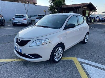 usata Lancia Ypsilon -- 1.2 69 CV 5p. S&S Elefantino Blu