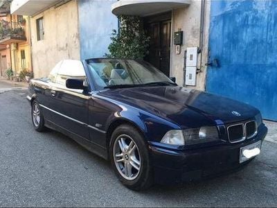 Blu Usata 1994 BMW 318 Cabriolet Cabrio | 8000 €