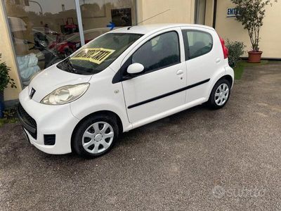 Peugeot 107 usata a Pieve di Soligo - Treviso per € 5.800