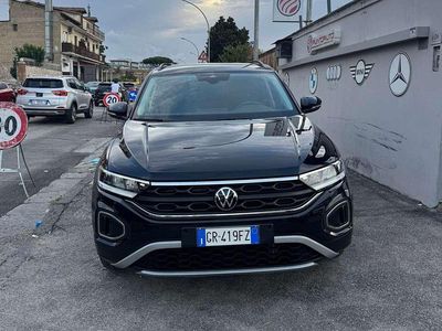 Usata VW T-Roc Sportline 116 CV (85 kW) 2023 Nero SUV