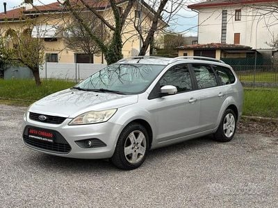 Usata Ford Focus 90 CV (66 kW) 2009 Grigio Station wagon