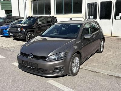Usata VW Golf VII Cup 110 CV (80 kW) 2014 Limestone grey metallic Utilitaria