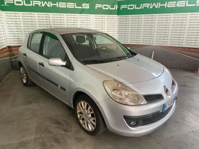 Käytetty Renault Clio II