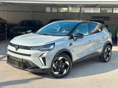 Nuova Renault Captur Techno 100 CV (73 kW) 2025 Grigio SUV