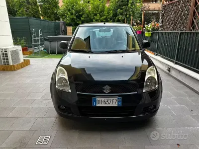 Usata Suzuki Swift 92 CV (67 kW) 2007 Nero Utilitaria