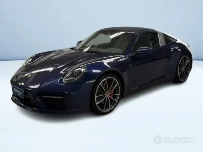 Käytetty Porsche 911 450 HP (330 kW) 2022 Sininen Avoauto