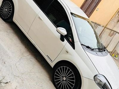 Usata Fiat Punto Evo 95 CV (69 kW) 2013 Bianco Utilitaria