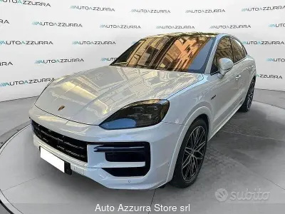 Usata Porsche Cayenne Turbo 600 CV (441 kW) 2024 Bianco SUV
