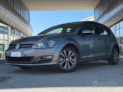 Usata VW Golf VII 110 CV (80 kW) 2016 Grigio Berlina