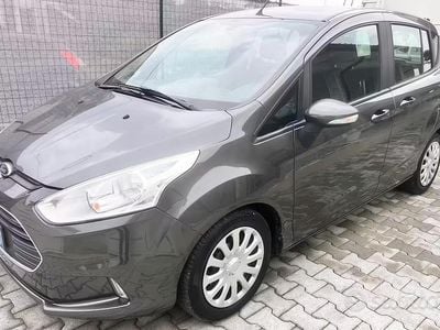 Usata Ford B-MAX 100 CV (73 kW) 2016 Grigio Monovolume