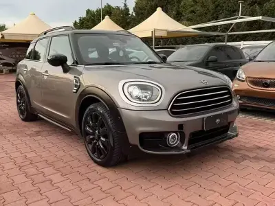 Usata Mini Cooper D Countryman Hype 150 CV (110 kW) 2019 Grigio SUV