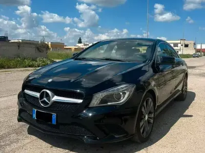 Usata Mercedes CLA200 Night 136 CV (100 kW) 2016 Nero Coupé