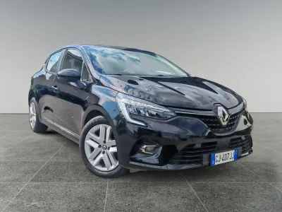 Usata Renault Clio Equilibre 101 CV (74 kW) 2022 Nero Utilitaria