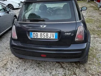 Usata Mini One D 88 CV (64 kW) 2006 Nero Utilitaria