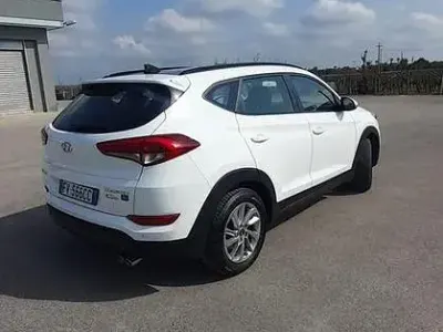 Usata Hyundai Tucson 141 CV (103 kW) 2019 Bianco SUV