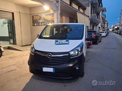 Usata Opel Vivaro 121 CV (88 kW) 2019 Bianco Monovolume
