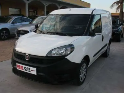 Usata Fiat Doblò 95 CV (69 kW) 2019 Bianco Monovolume