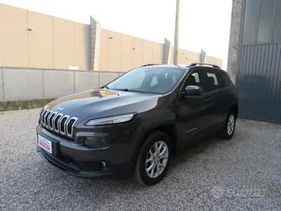 Usata Jeep Cherokee 170 CV (125 kW) 2016 Grigio SUV