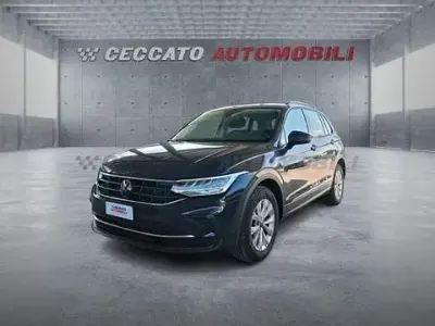Usata VW Tiguan Life 150 CV (110 kW) 2024 Grigio SUV