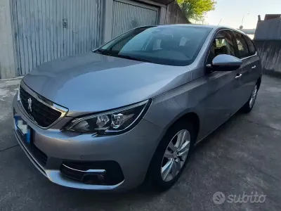 Usata Peugeot 308 Business-Line 131 CV (96 kW) 2020 Grigio Station wagon