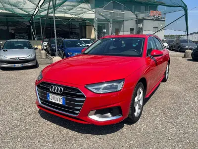 Usata Audi A4 Advanced Plus 163 CV (119 kW) 2020 Rosso Station wagon