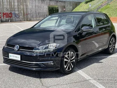 Używany VW Golf VII Executive 116 KM (85 kW) 2019 Czarny Hatchback