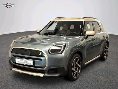 Nuova Mini Countryman Favoured 225 kW (306 CV) 2025 Verde SUV
