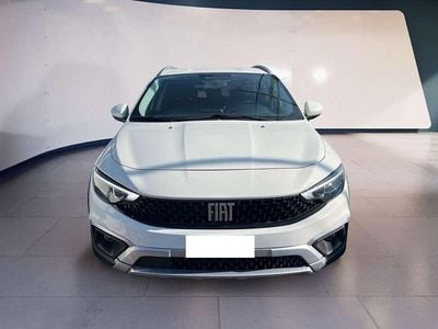Usata Fiat Tipo Cross 131 CV (96 kW) 2022 Bianco Utilitaria