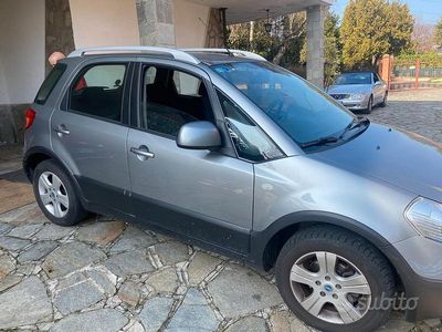 Usata Fiat Sedici 2007 Grigio SUV