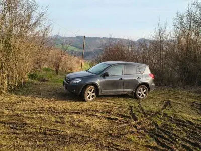 Usata Toyota RAV4 Luxury 177 CV (130 kW) 2006 Grigio SUV