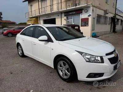 Usata Chevrolet Cruze LT 141 CV (103 kW) 2012 Bianco Berlina