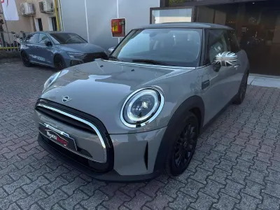 Usata Mini ONE 75 CV (55 kW) 2022 Grigio Utilitaria