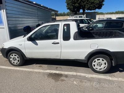 Usata Fiat Strada 2006 Bianco Pick-up