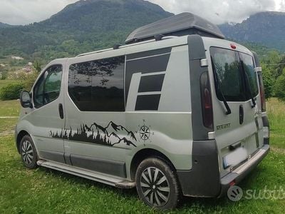 Usata Renault Trafic 2003 Grigio Monovolume