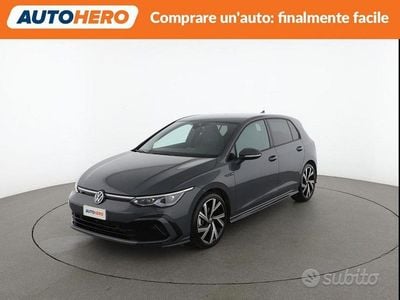Usata VW Golf VIII R-line 150 CV (110 kW) 2024 Grigio Berlina