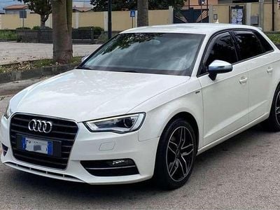Usata Audi A3 Attraction 110 CV (80 kW) 2011 Bianco Utilitaria