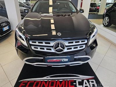Usata Mercedes GLA200 Premium 136 CV (100 kW) 2019 Giallo SUV