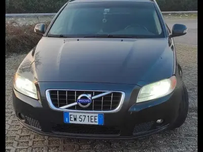 Usata Volvo V70 136 CV (100 kW) 2010 Station wagon
